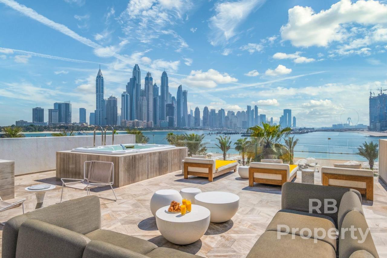 Five Palm Beach Villa - Three Floors, Private Pool, Jacuzzi Dubaj Exteriér fotografie