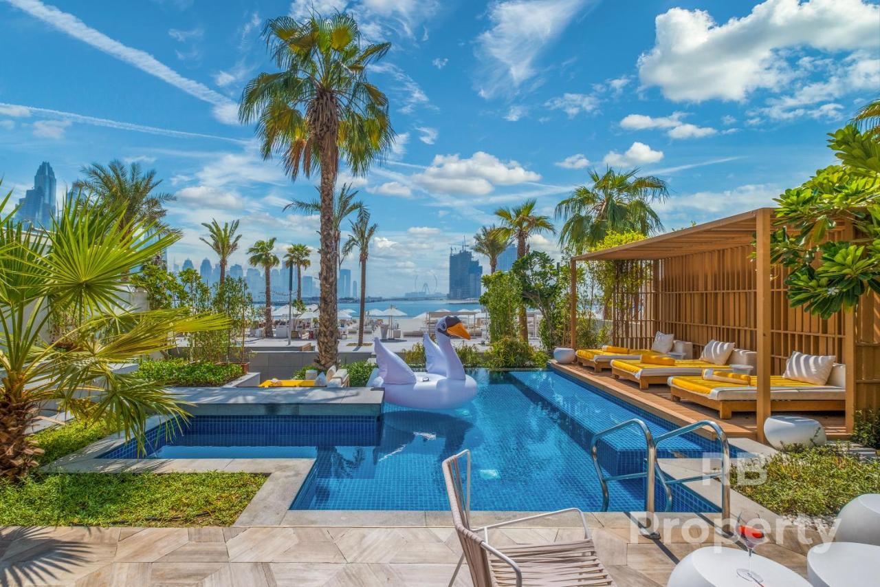 Five Palm Beach Villa - Three Floors, Private Pool, Jacuzzi Dubaj Exteriér fotografie